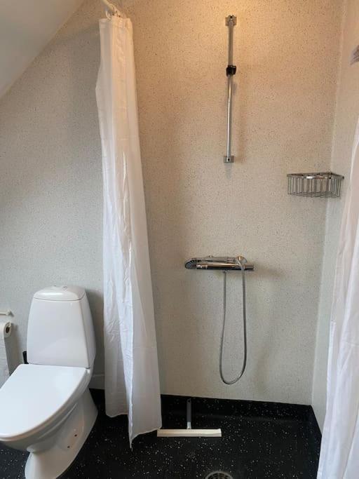 Skont Hus Pa Landet Taet Pa Billund Give Exterior foto
